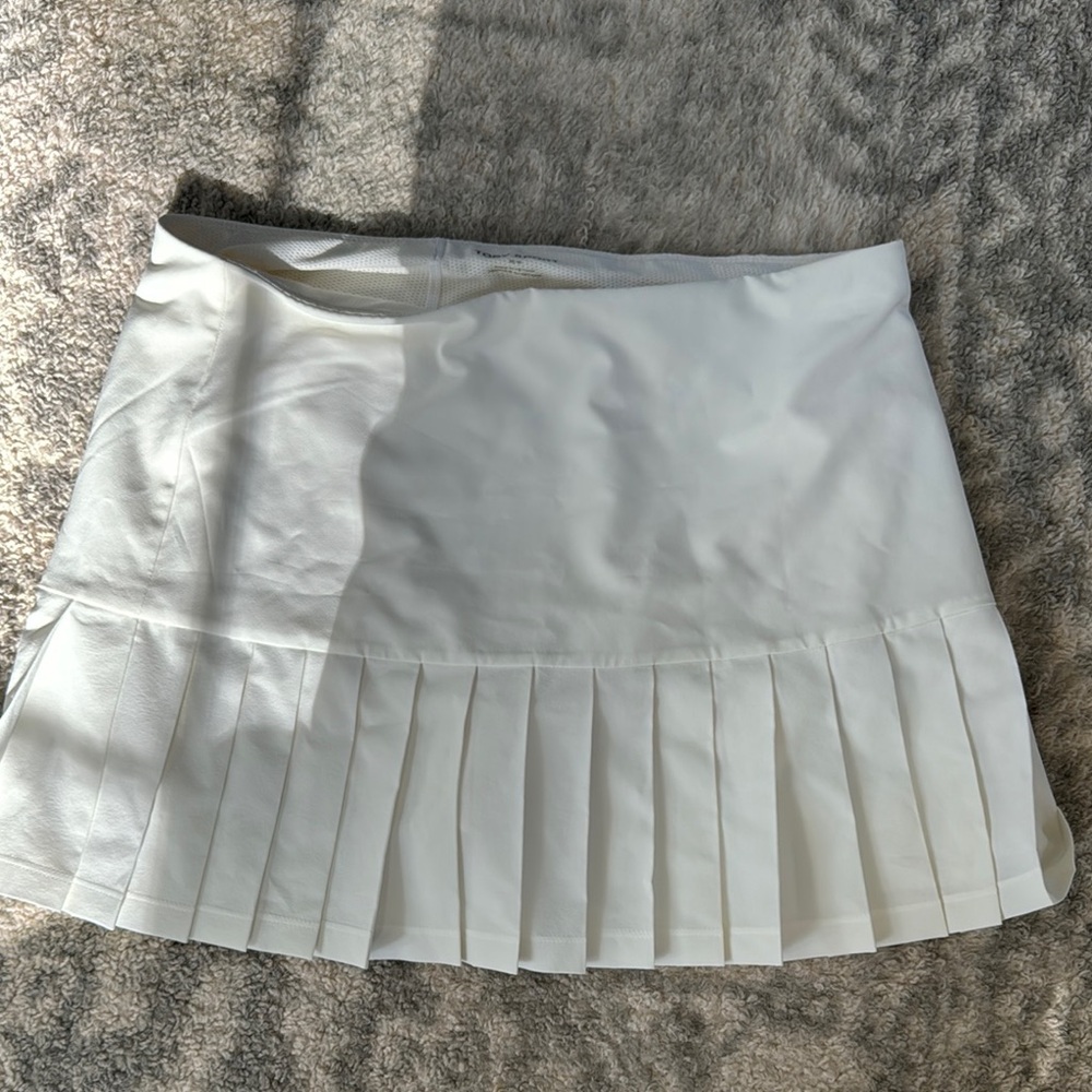 Tory Sport Elegant White Pleated Skirt